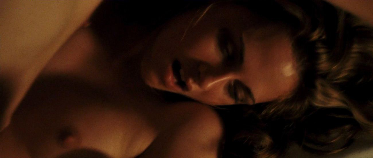 Kristen stewart naked with women Kristen stewart naked with women